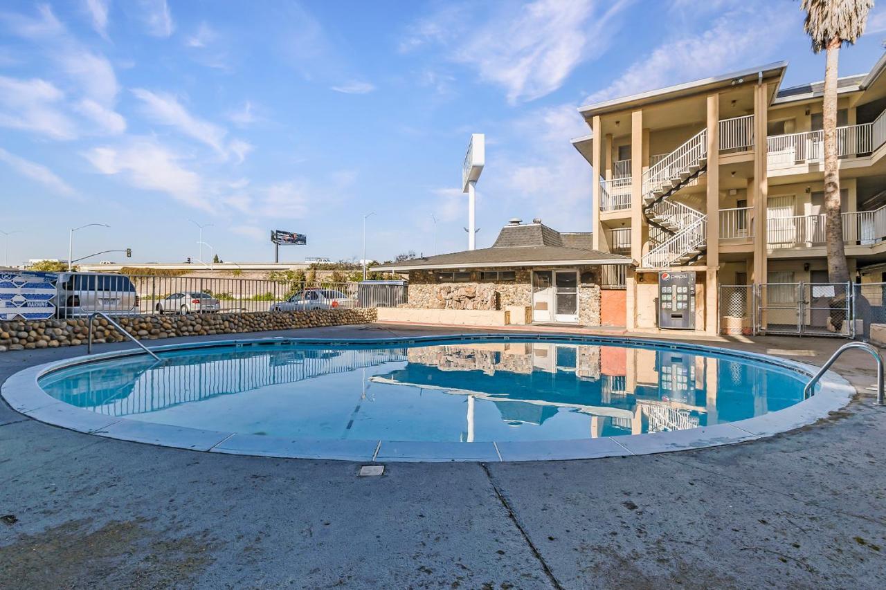 Heritage Inn Express Hayward Εξωτερικό φωτογραφία