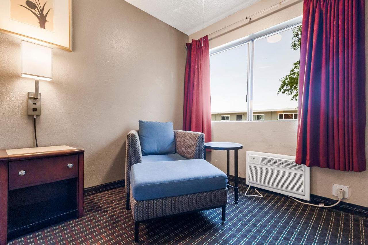 Heritage Inn Express Hayward Εξωτερικό φωτογραφία
