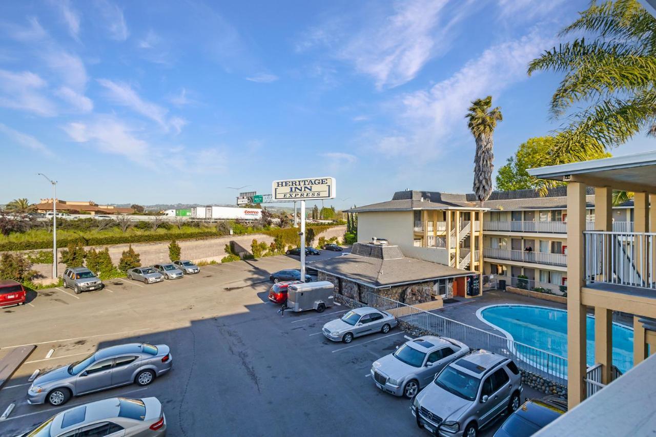 Heritage Inn Express Hayward Εξωτερικό φωτογραφία